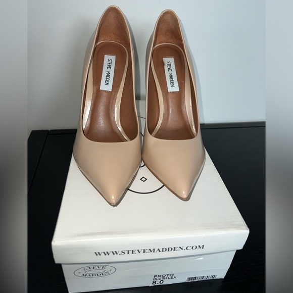 Steve Madden Pumps - Picture 3 of 6